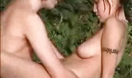 Bellezza polizia ha video porno vecchie troie divertimento con il prisoner