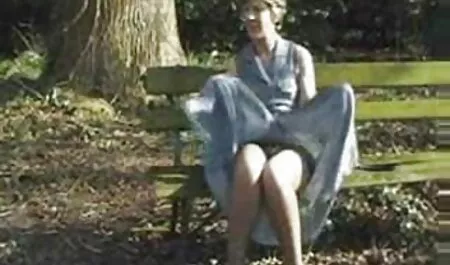 Due nonne lesbiche porche ninfomani sono molto male e leccare anale per gli uomini.