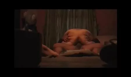 Passione Stella Luna gioca con i maestri della vecchie porche ciccione televisione.