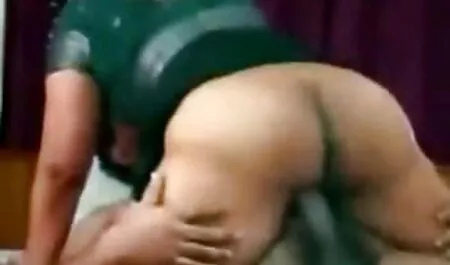 Chiaro porno nonne porche con due ragazze