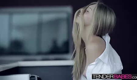 Quello innamorato, andare ad un appuntamento con il suo fidanzato video porno vecchie troie e dargli una sculacciata.