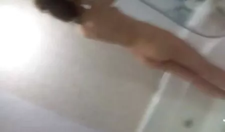 Bionda, vecchie nonne porche invita gli amici a registrare un video amatoriale