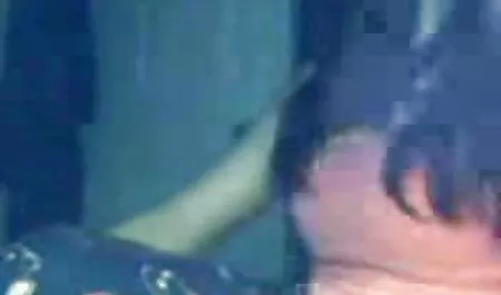Mano nella vagina. nonne grasse troie