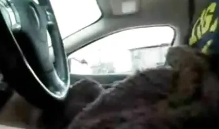 Il giovane animale il sito delle nonne puttane incanta suo zio