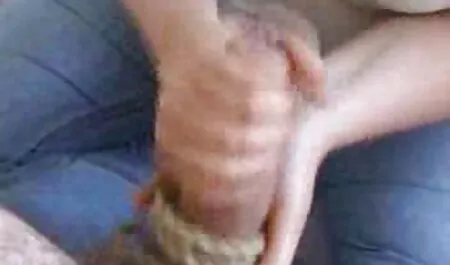 Al diavolo un nonne italiane porche bambino capriccioso.