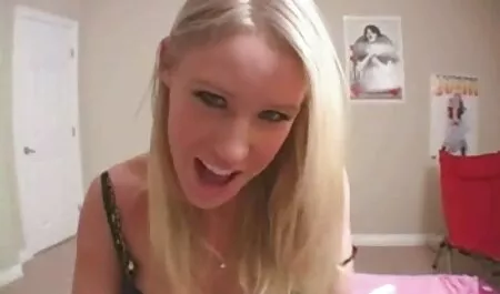 Un nonne troie con nipoti ragazzo nero accidentalmente caduto in una bionda anale