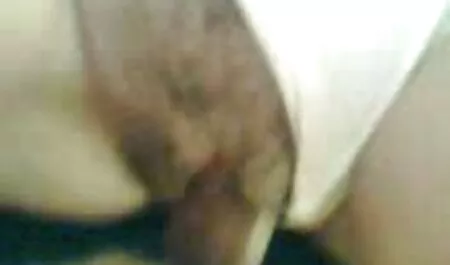 Vagina di una giovane donna, piena di vecchie troie desiderio, piena di vicini spessi