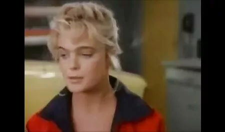 La vecchie troie inculate ragazza di andare nel bagagliaio.